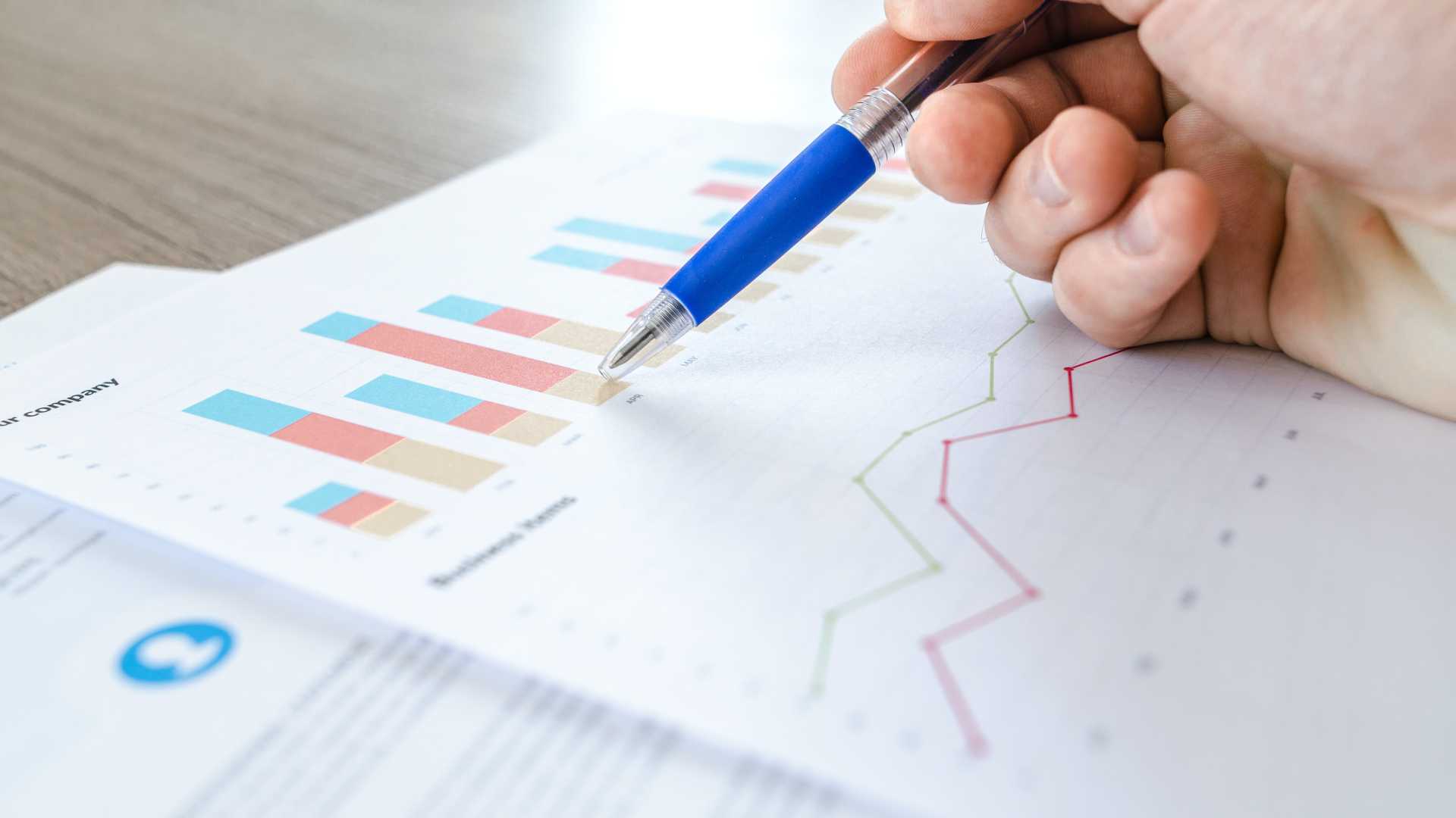 Como a Categorização de Gastos Impacta a Eficiência Financeira das Empresas?